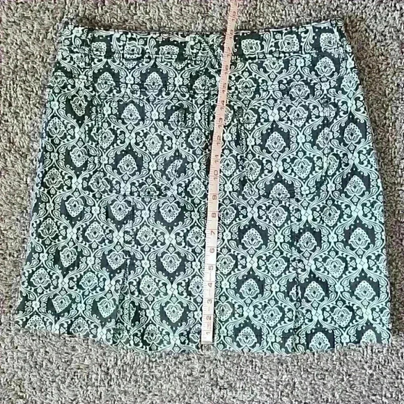 Printed Dressbarn Mini Skirt - Picture 3 of 4